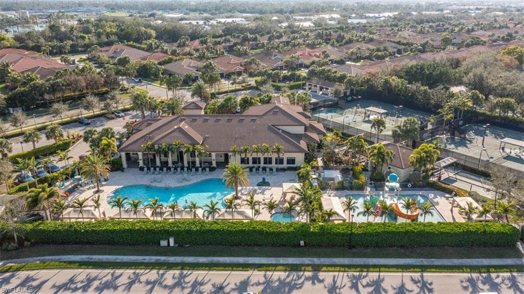 13517 Mandarin Cir, Naples, FL 34109-25