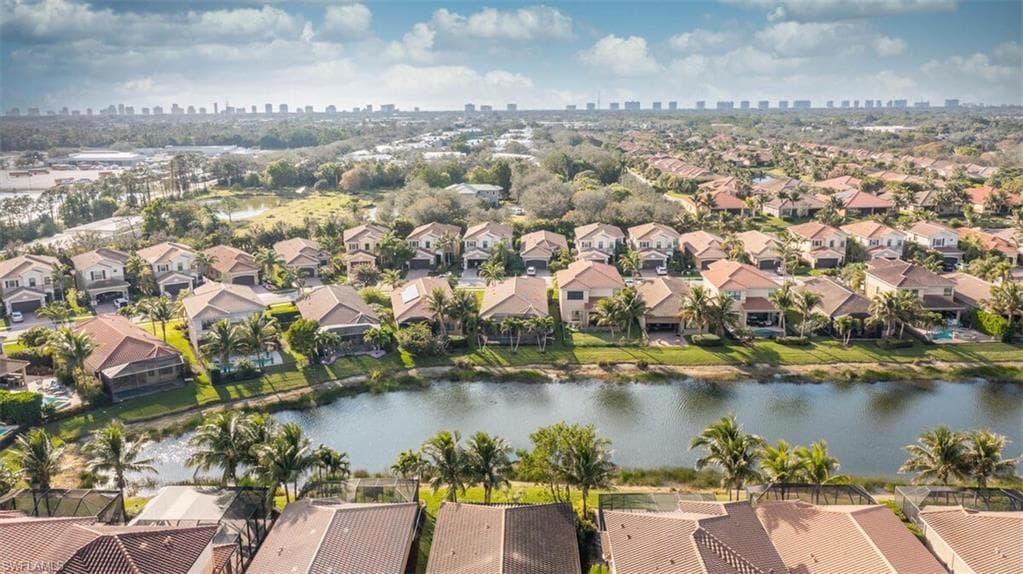 13517 Mandarin Cir, Naples, FL 34109-32