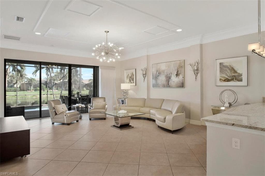 13517 Mandarin Cir, Naples, FL 34109-4