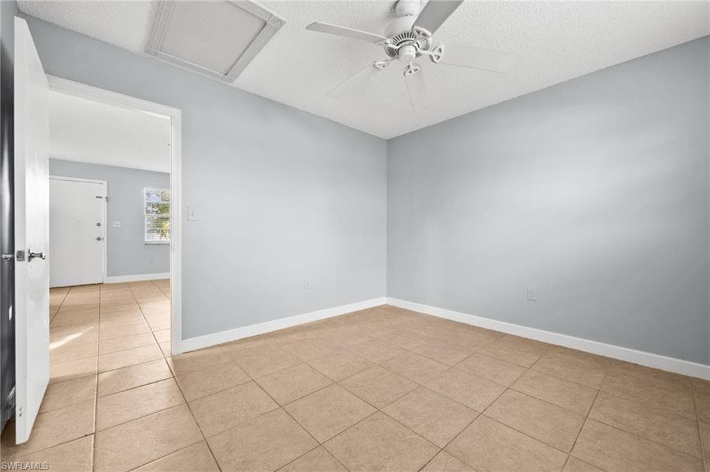 3325 Airport Rd N J8, Naples, FL 34105-11