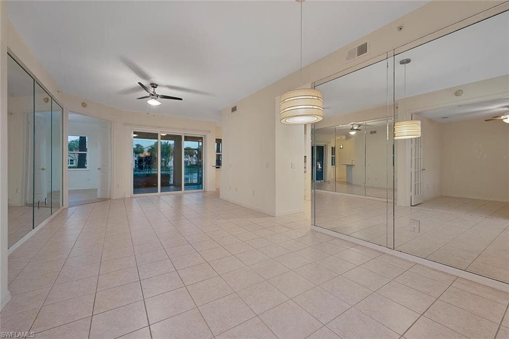 4690 Hawks Nest Way E102, Naples, FL 34114-6
