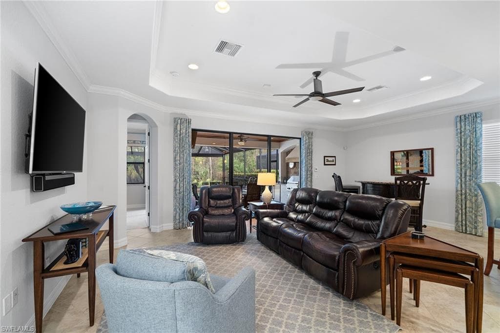 12614 Fenhurst Way, Naples, FL 34120-6