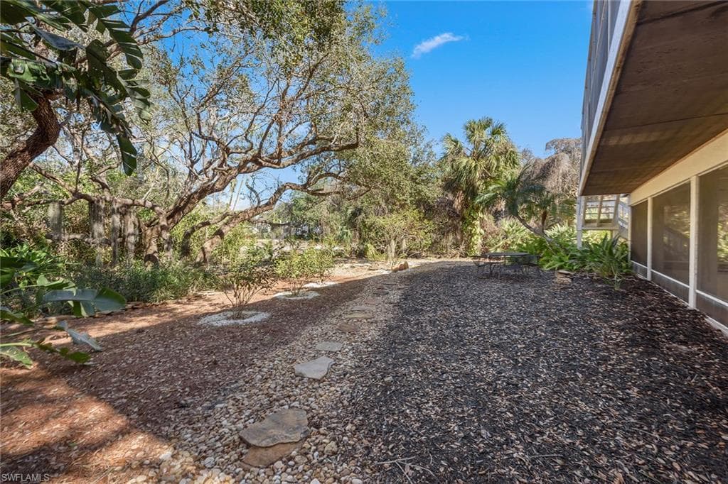 360 Gumbo Limbo Ln, Marco Island, FL 34145-35
