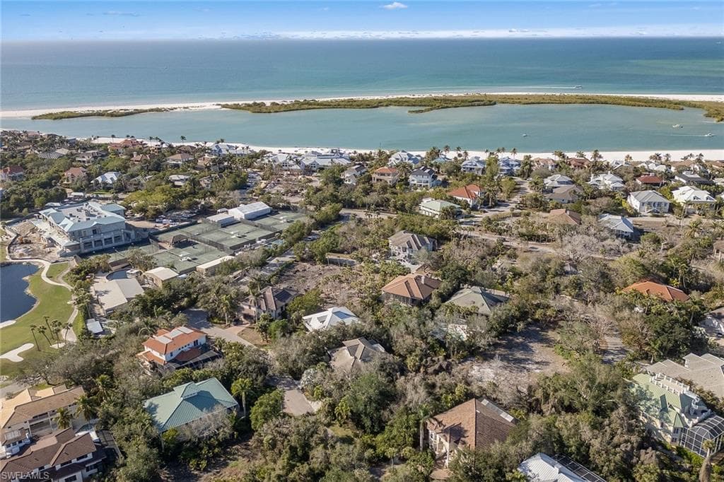 360 Gumbo Limbo Ln, Marco Island, FL 34145-42