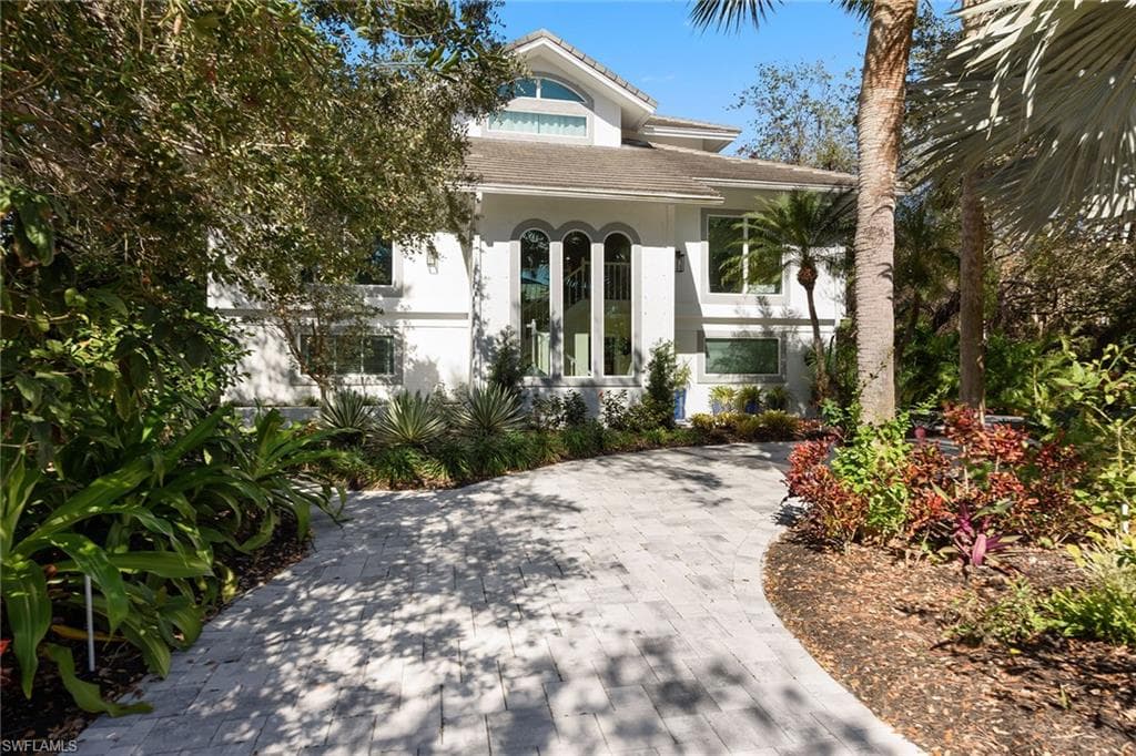 360 Gumbo Limbo Ln, Marco Island, FL 34145-45
