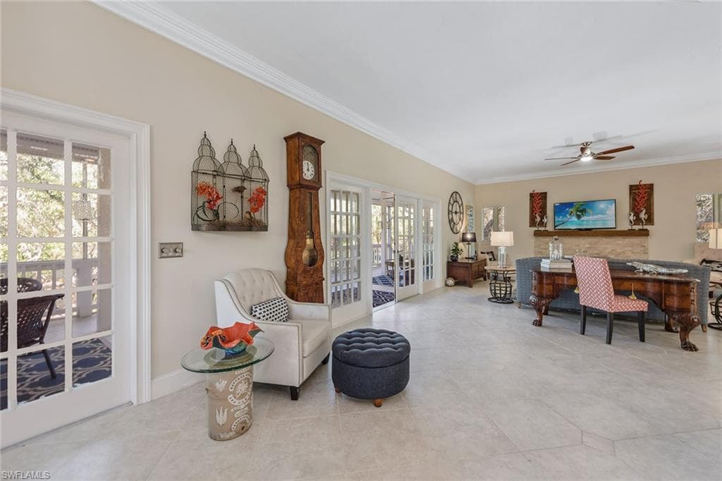 360 Gumbo Limbo Ln, Marco Island, FL 34145-3