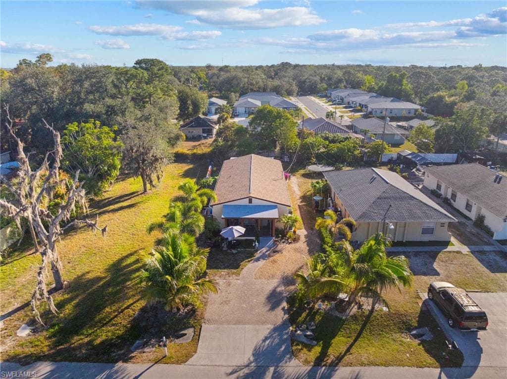 26671 Sherwood Ln, Bonita Springs, FL 34135-4