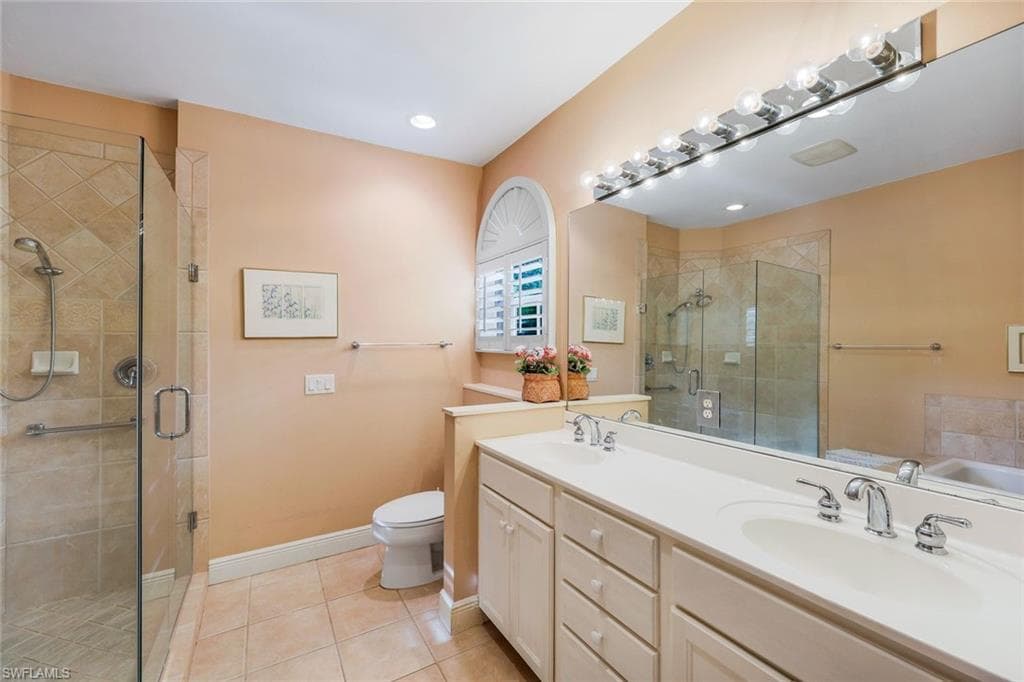 3812 Survey Cir, Bonita Springs, FL 34134-21