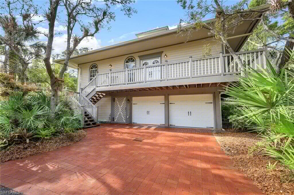 3812 Survey Cir, Bonita Springs, FL 34134-2