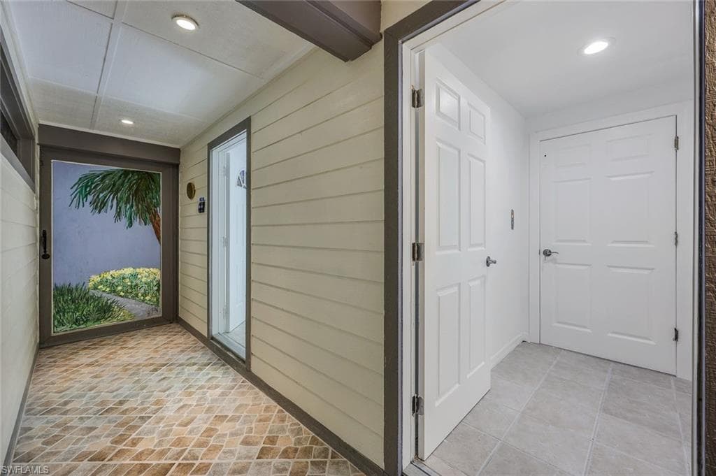 3812 Survey Cir, Bonita Springs, FL 34134-32