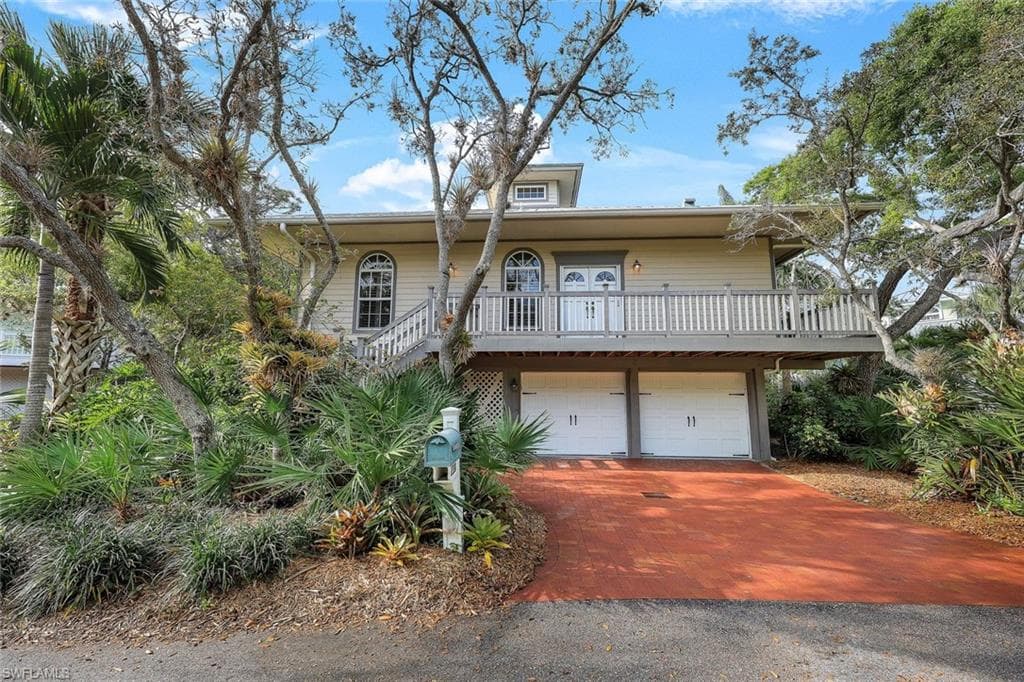 3812 Survey Cir, Bonita Springs, FL 34134-3