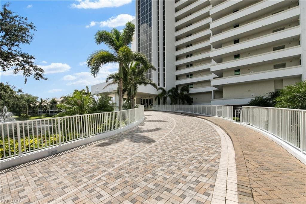 6361 Pelican Bay Blvd 201, Naples, FL 34108-33