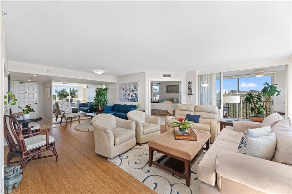 6361 Pelican Bay Blvd 201, Naples, FL 34108-5