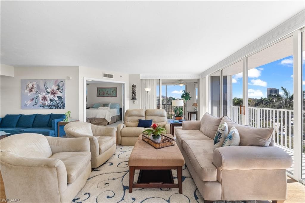 6361 Pelican Bay Blvd 201, Naples, FL 34108-6