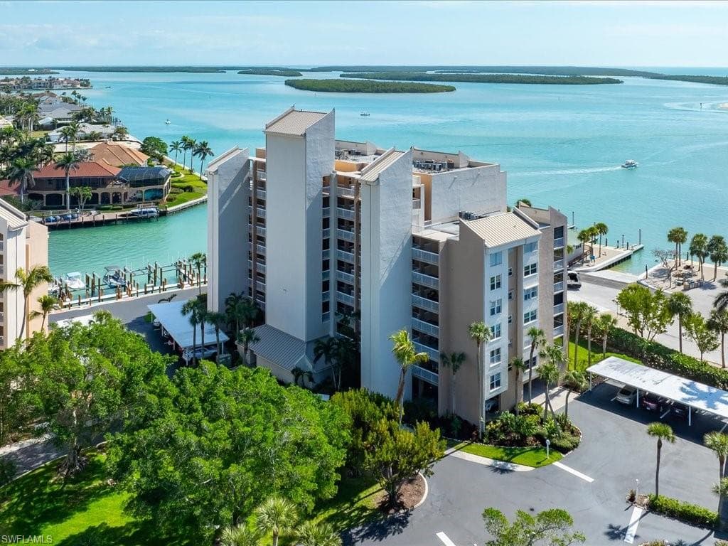901 Collier Ct 205, Marco Island, FL 34145-1