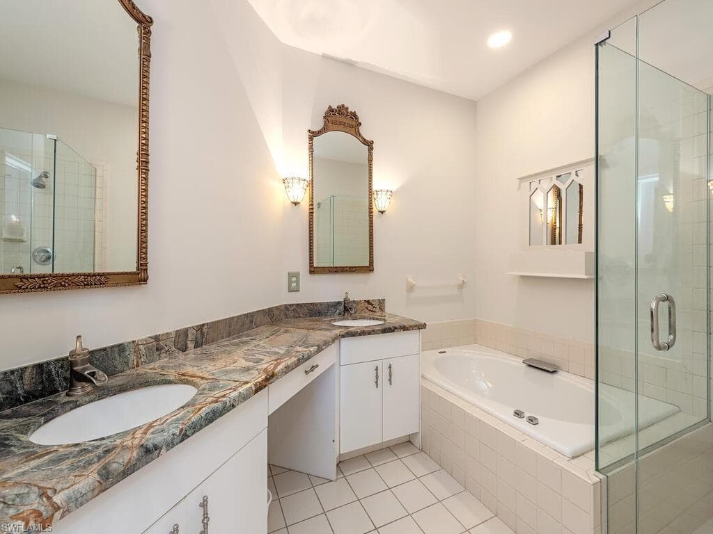 3785 Fieldstone Blvd 203, Naples, FL 34109-10