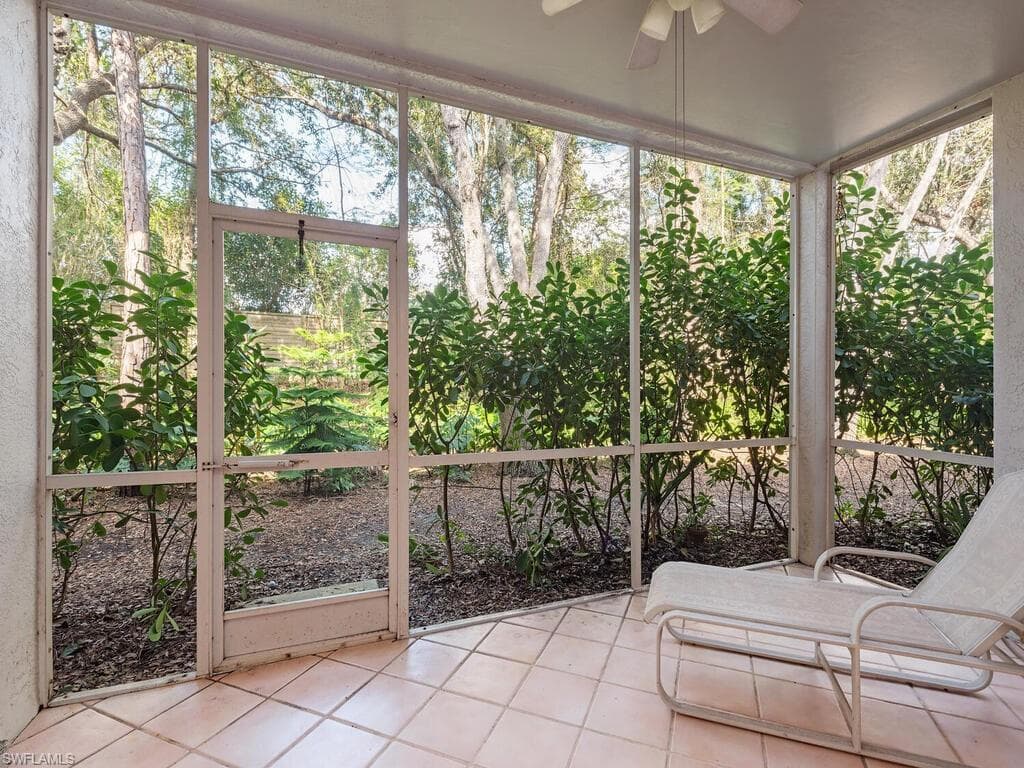 3785 Fieldstone Blvd 203, Naples, FL 34109-1