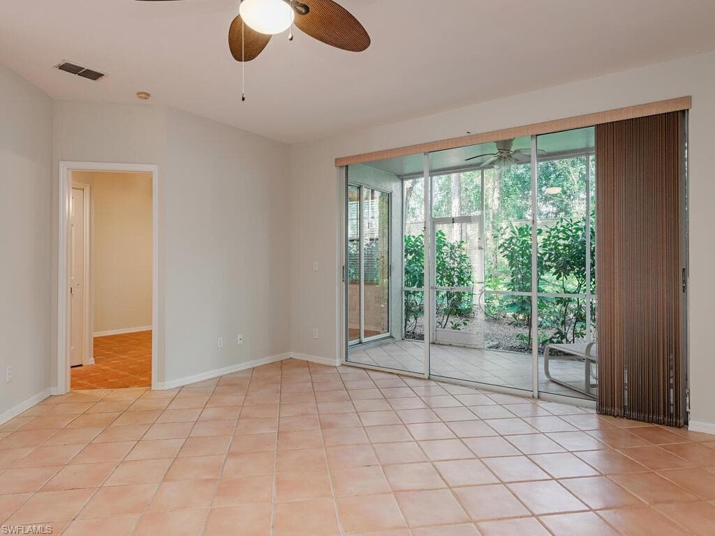 3785 Fieldstone Blvd 203, Naples, FL 34109-4