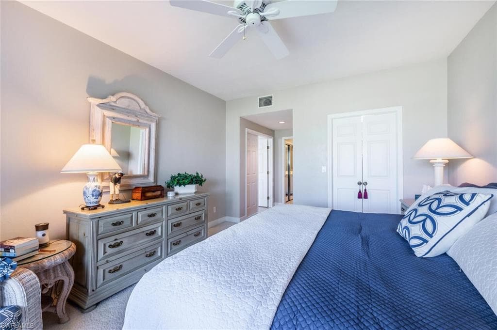 496 Edgemere Way E 102, Naples, FL 34105-27
