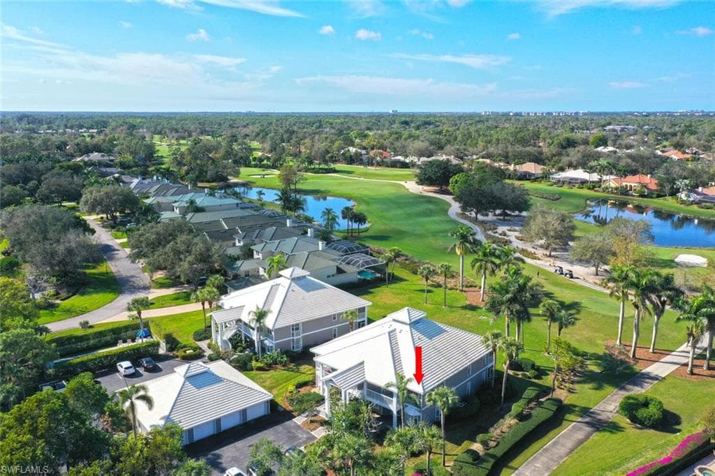 496 Edgemere Way E 102, Naples, FL 34105-3