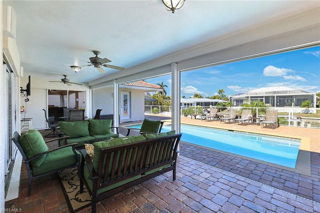 970 Ironwood Ct, Marco Island, FL 34145-8