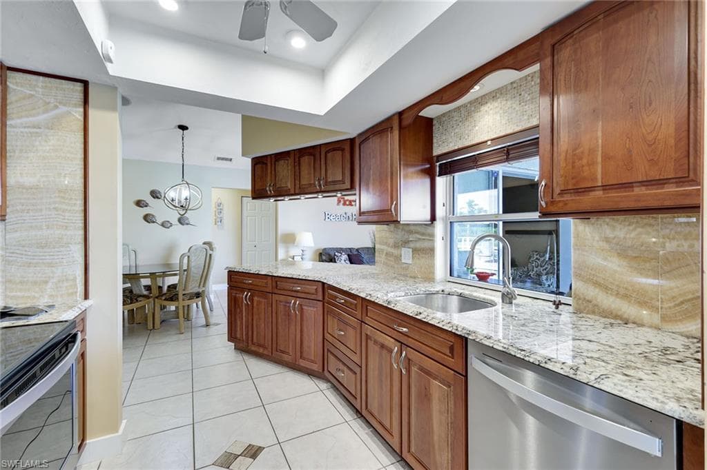970 Ironwood Ct, Marco Island, FL 34145-18