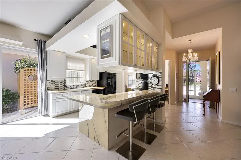 5972 Via Bella Ct, Naples, FL 34109-11