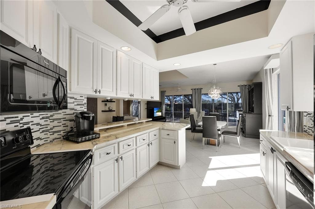 5972 Via Bella Ct, Naples, FL 34109-12