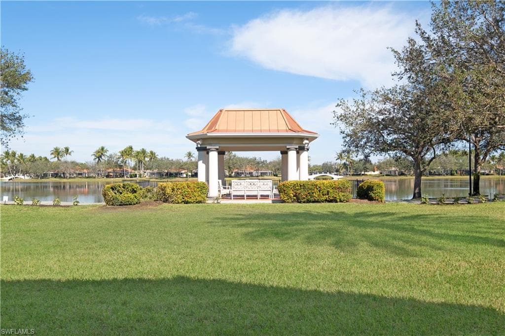 4910 Kingston Way, Naples, FL 34119-23