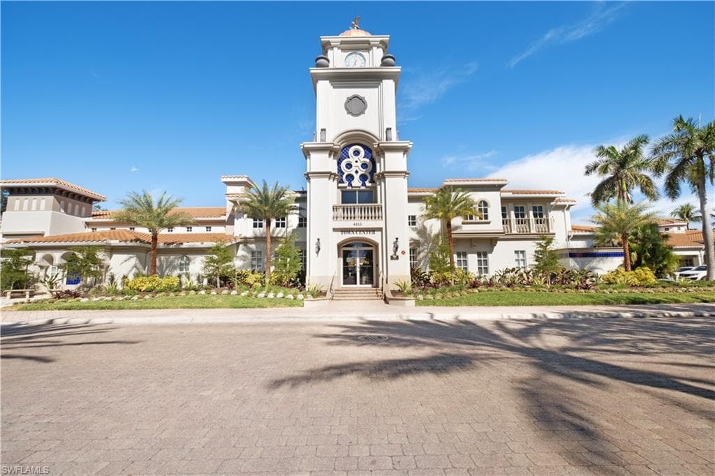 4910 Kingston Way, Naples, FL 34119-26