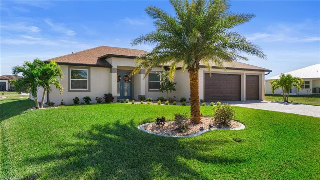 1037 38th Pl, Cape Coral, FL 33993-51