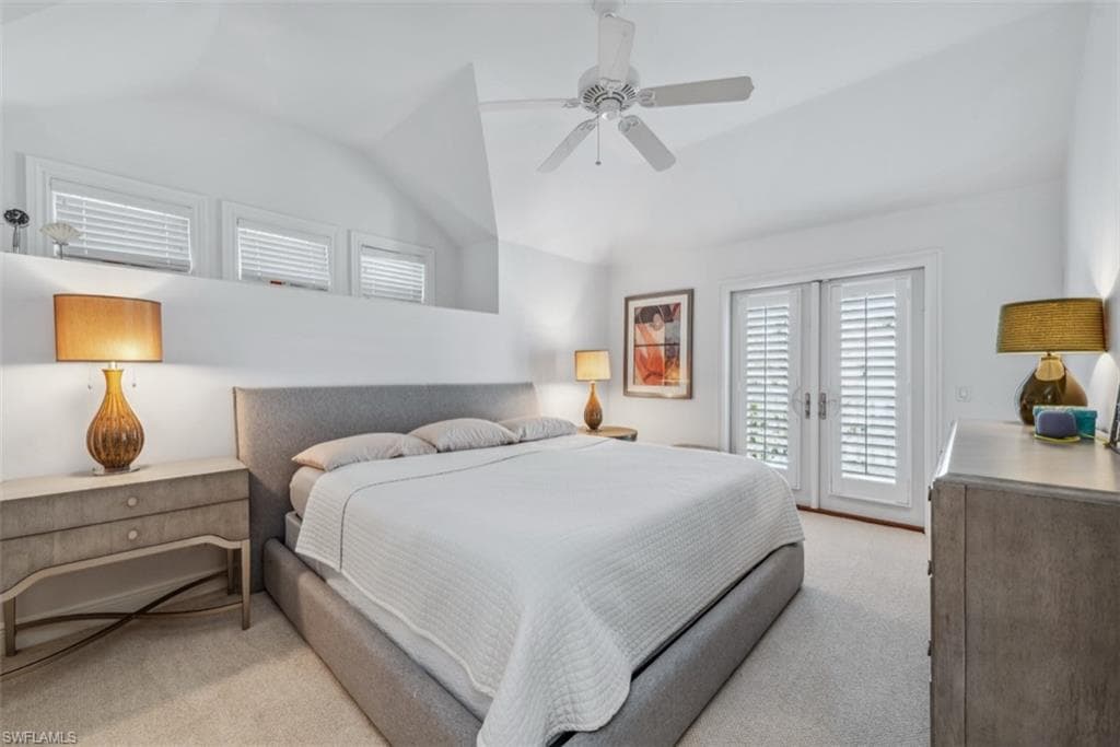 429 14th Ave S, Naples, FL 34102-16