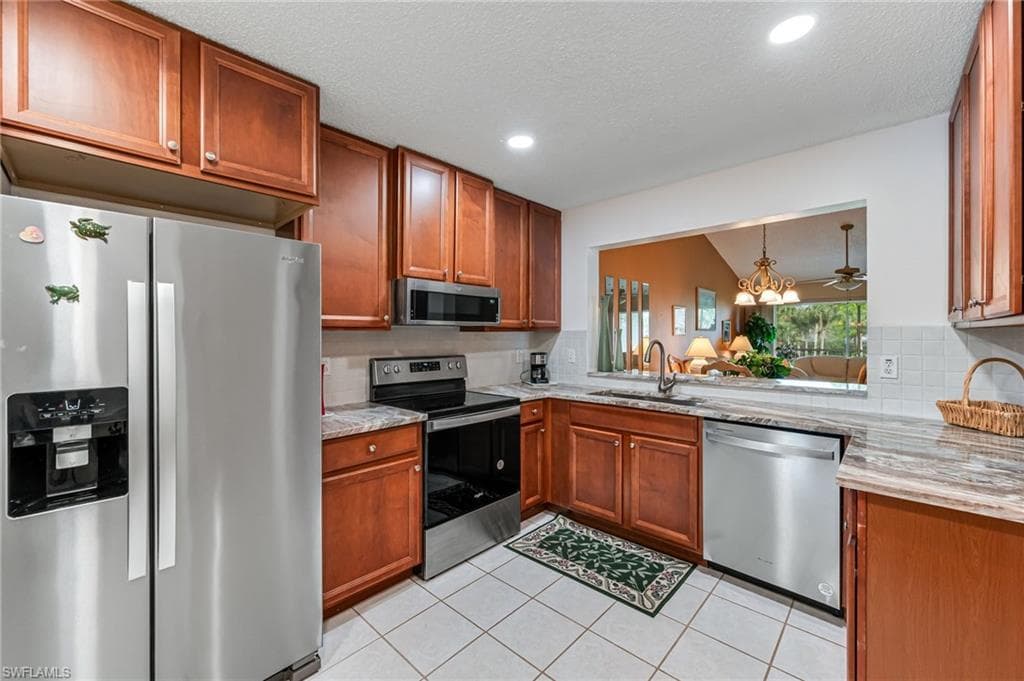 725 Landover Ct 204, Naples, FL 34104-13