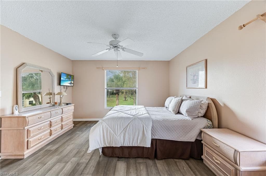 725 Landover Ct 204, Naples, FL 34104-17