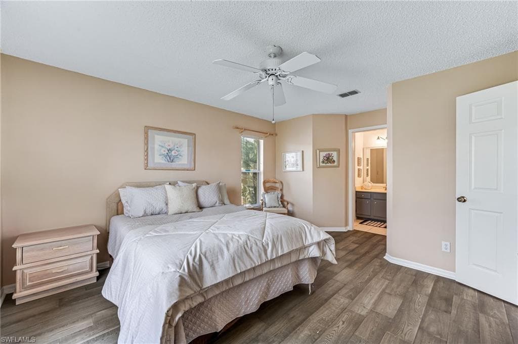 725 Landover Ct 204, Naples, FL 34104-18