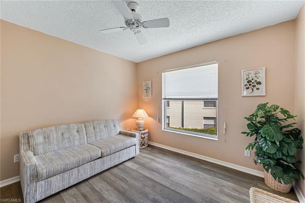 725 Landover Ct 204, Naples, FL 34104-24