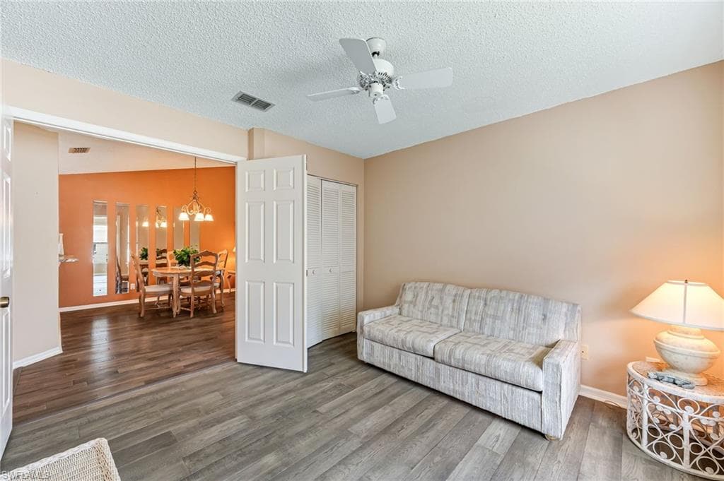 725 Landover Ct 204, Naples, FL 34104-25