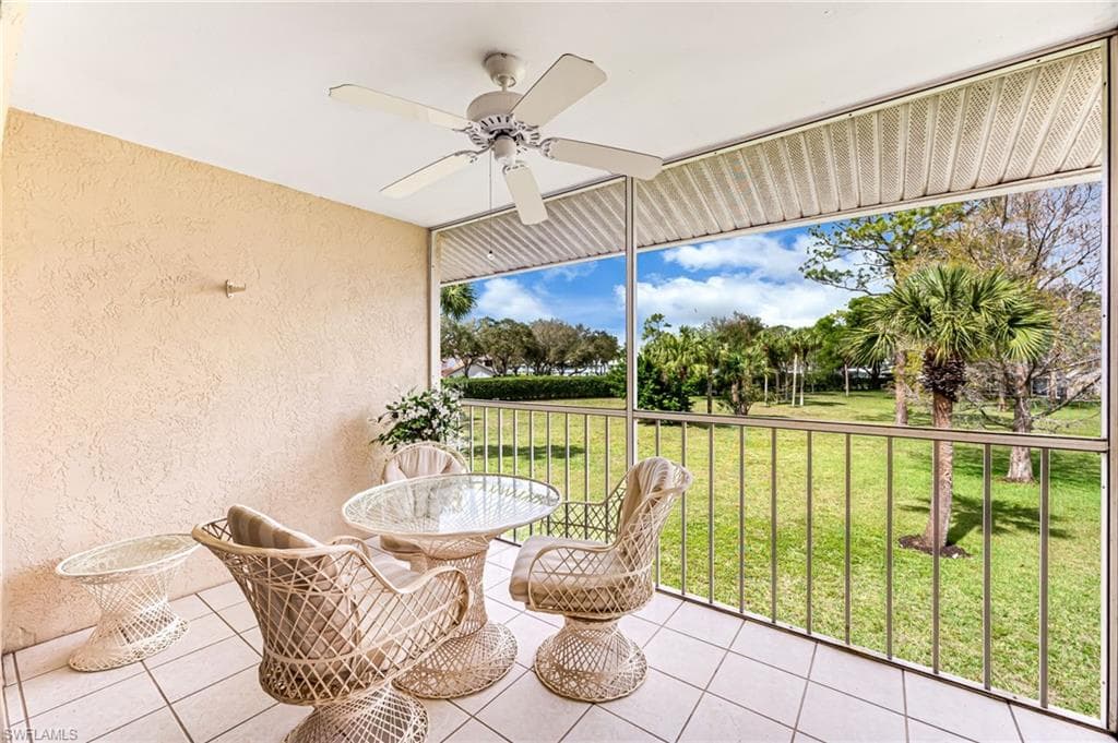 725 Landover Ct 204, Naples, FL 34104-27