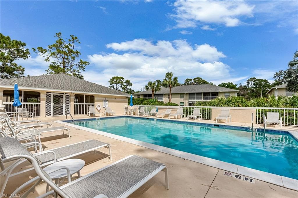725 Landover Ct 204, Naples, FL 34104-29