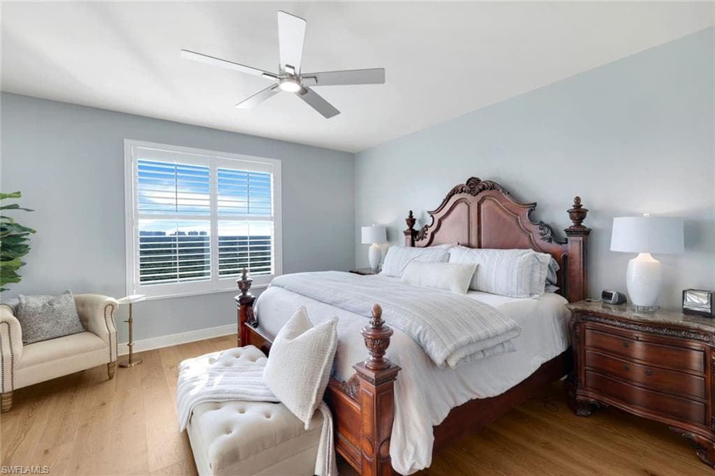 455 Cove Tower Dr 801, Naples, FL 34110-23