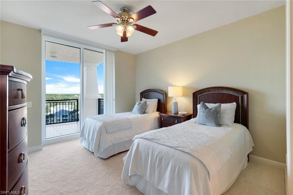 455 Cove Tower Dr 801, Naples, FL 34110-29