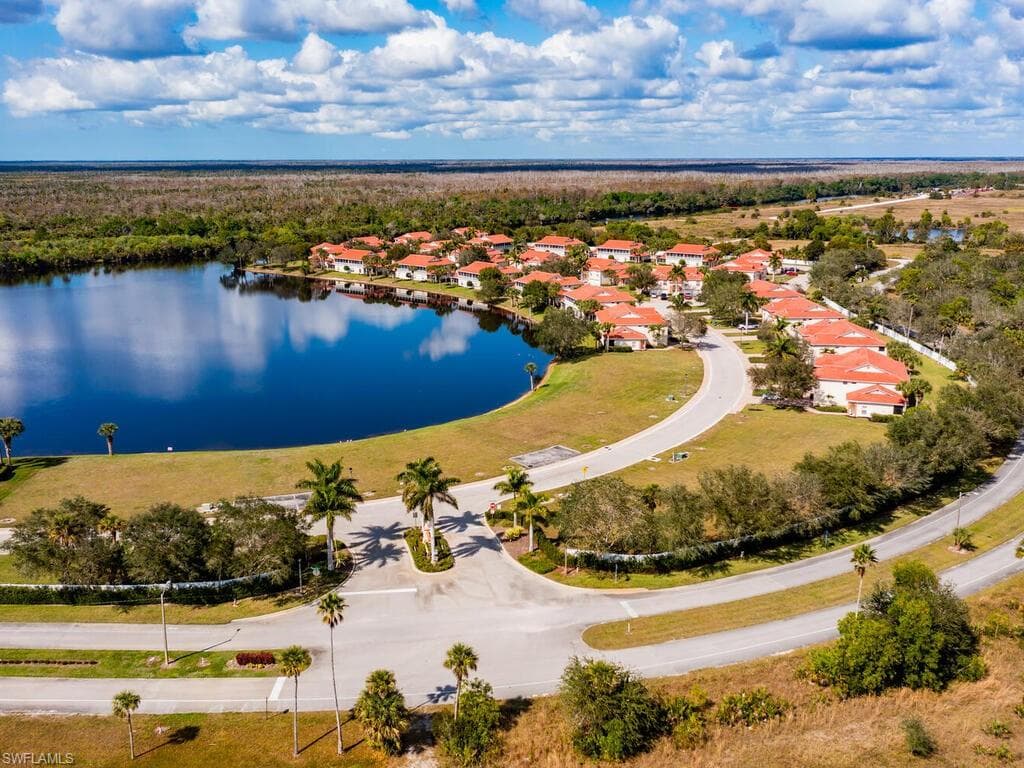 25050 Peacock Ln 201, Naples, FL 34114-27