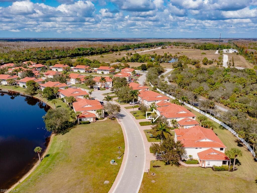25050 Peacock Ln 201, Naples, FL 34114-2