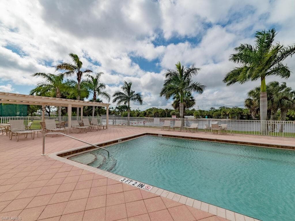 25050 Peacock Ln 201, Naples, FL 34114-36