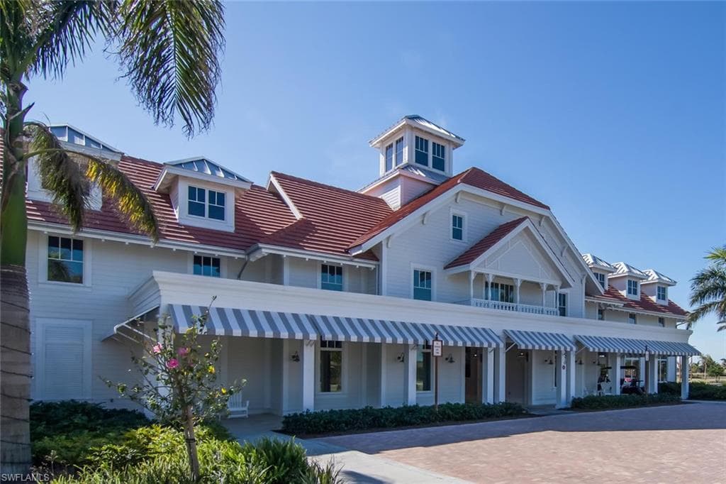 6420 Pembroke Way, Naples, FL 34113-28