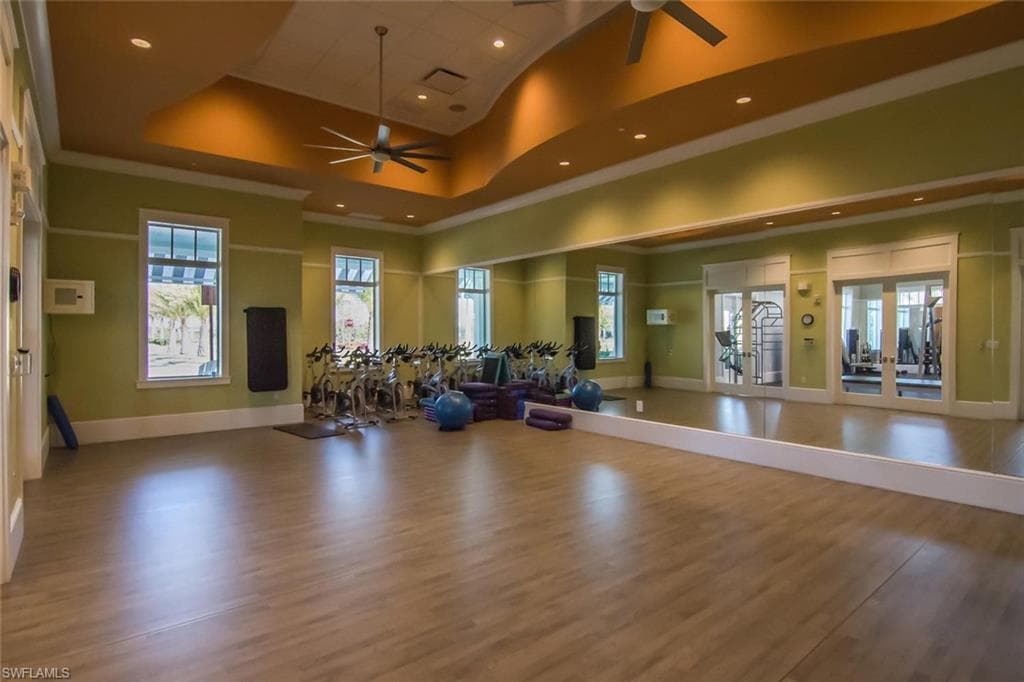 6420 Pembroke Way, Naples, FL 34113-35