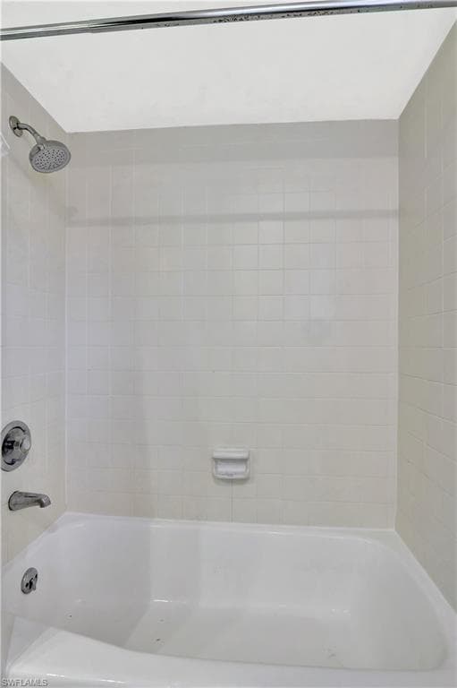223 Pine Valley Cir, Naples, FL 34113-21