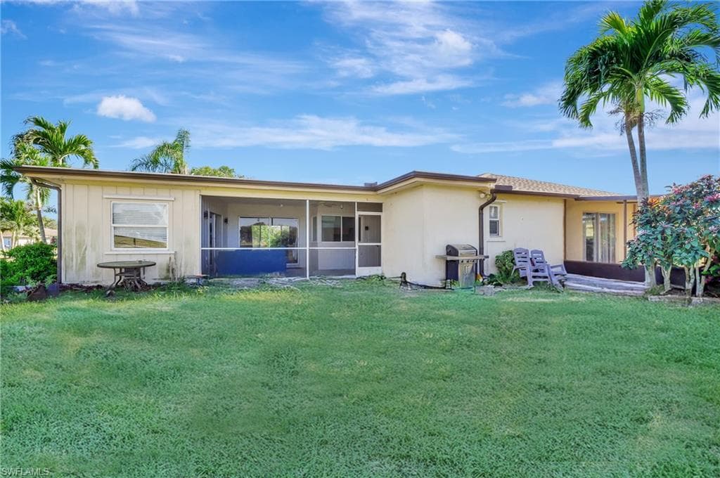 223 Pine Valley Cir, Naples, FL 34113-34