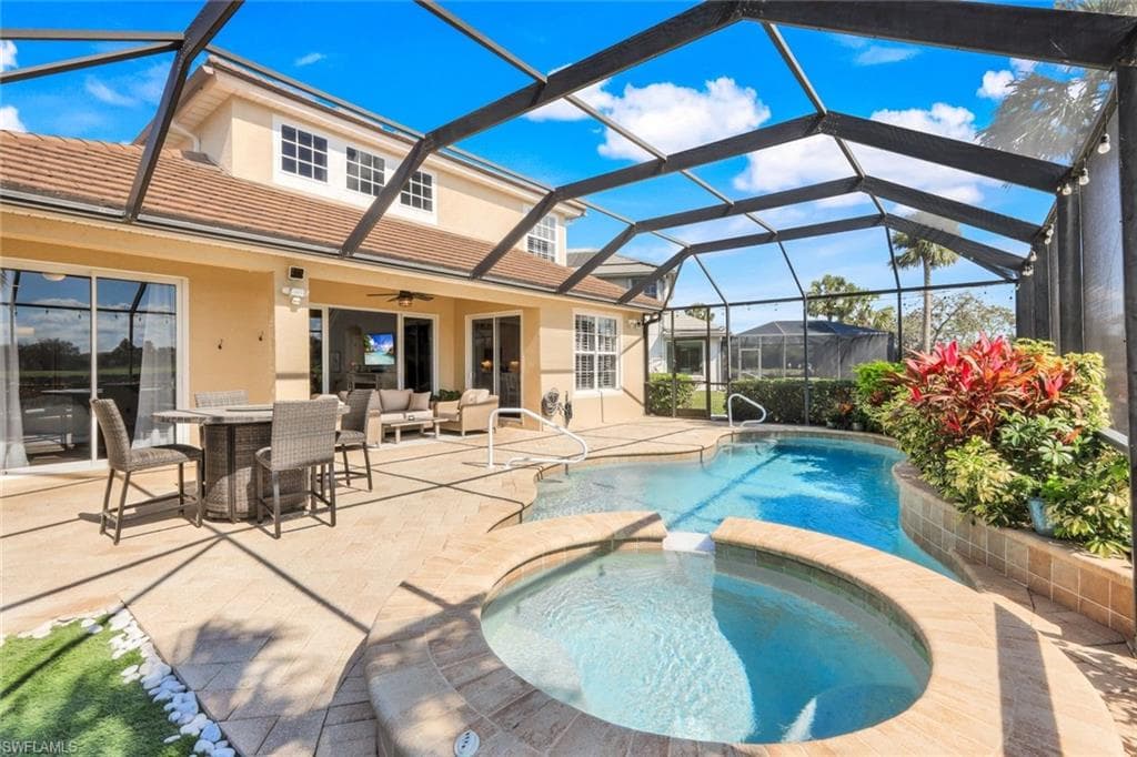 9132 Crystal Ct, Naples, FL 34120-4