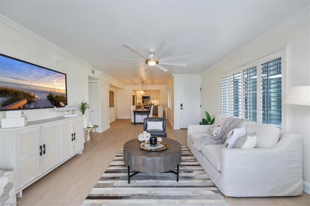 4150 Crayton Rd B2, Naples, FL 34103-6